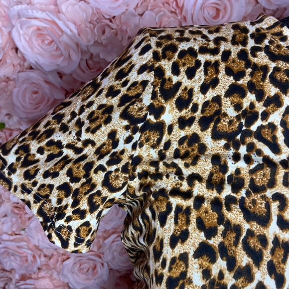 Cheetah print short t shirt dress - Picture 3 of 3